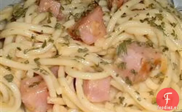 Espaguetis Italiano con Jamón
