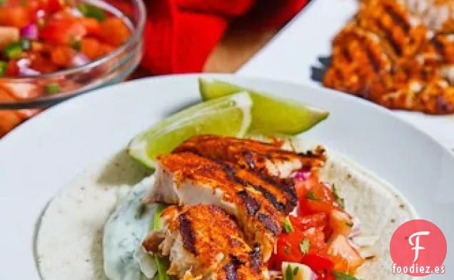 Tacos de Pescado con Limón Chipotle