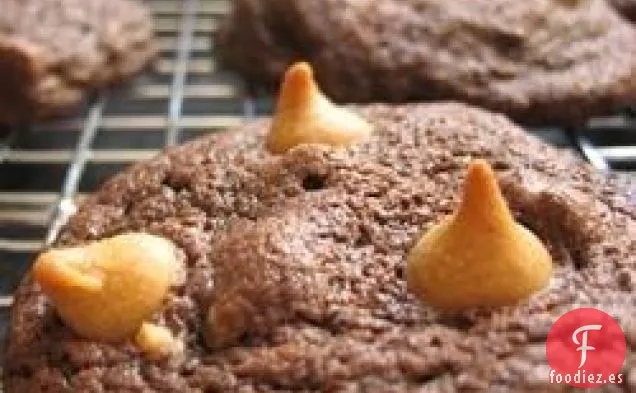 Galletas de Chocolate con Chispas de Mantequilla de Maní