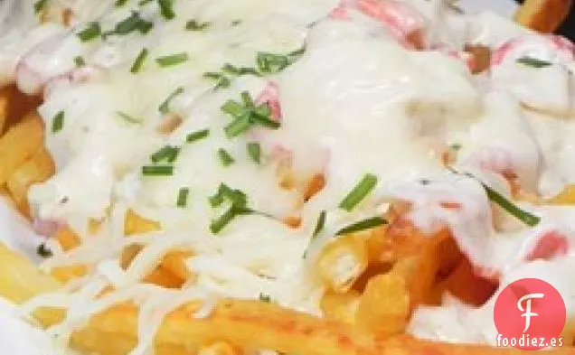 Sándwich de Langosta Caliente a la Crema o Poutine de Langosta