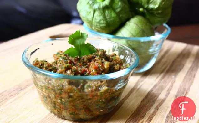 Salsa De Tomate Asado Con Cilantro Fresco Y Tomates