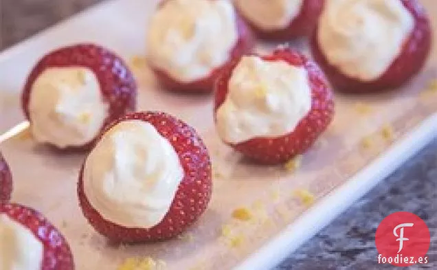 Fresas + Crema con Infusión de Naranja Simple y Crujiente