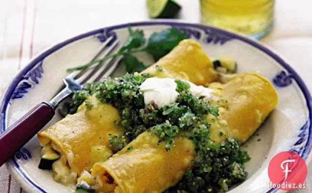 Enchiladas de Pollo con Salsa Verde