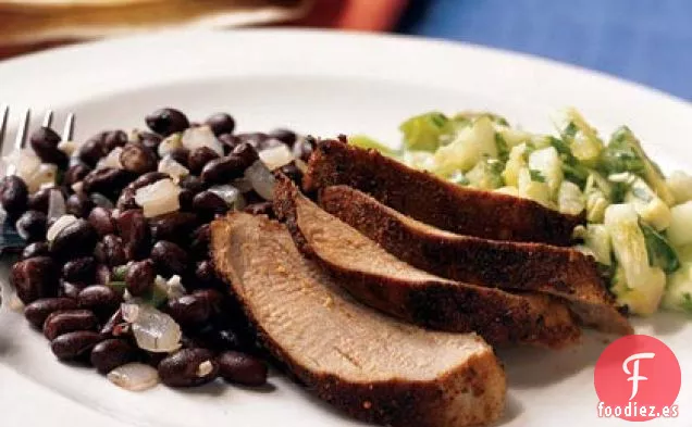 Carne de Cerdo con Comino y Salsa de Aguacate y Tomatillo