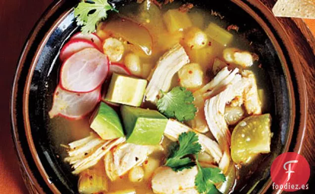 Posole de Pollo Súper Rápido