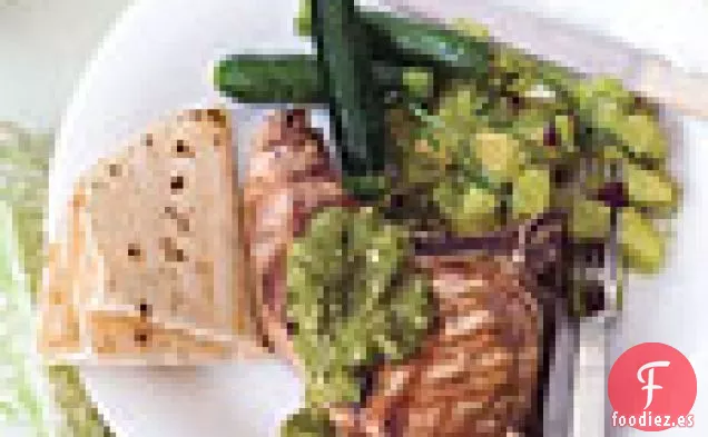 Chuletas de Cerdo a la Parrilla con Salsa de Tomate