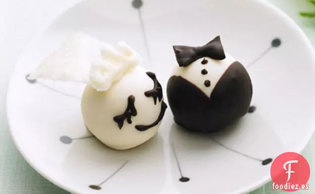 Bolas de Galletas OREO de Novia y Novio