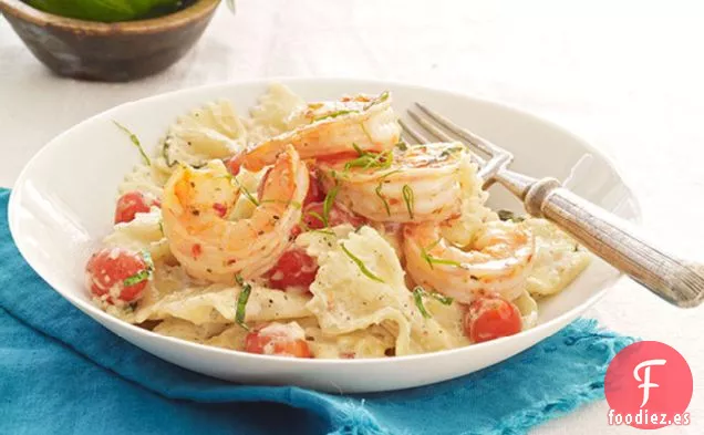 Pasta Cremosa de Tomate y Albahaca con Camarones
