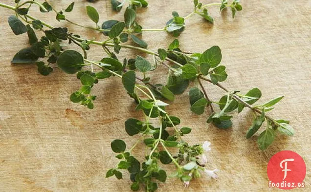Bacalao Salado Fresco Envuelto en Panceta con Verduras Marchitas