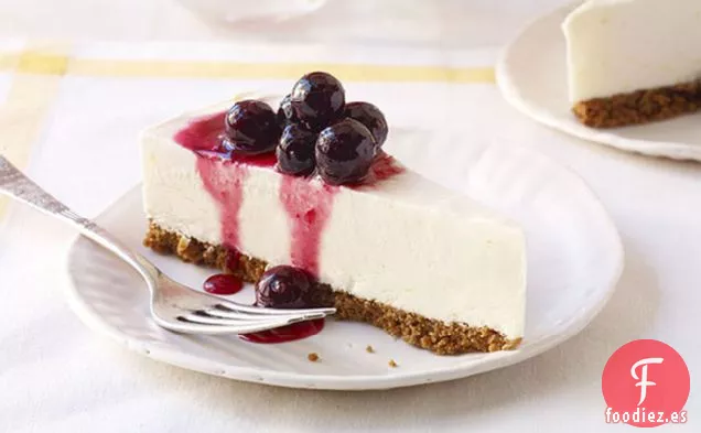 Tarta de Queso de Limón Congelada con Llovizna de Arándanos