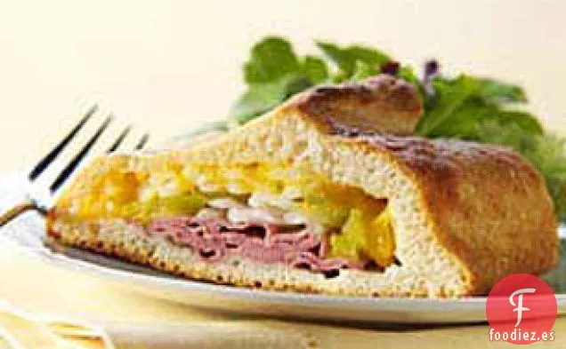 Pan de Sándwich de Carne Horneada Caliente y Abundante