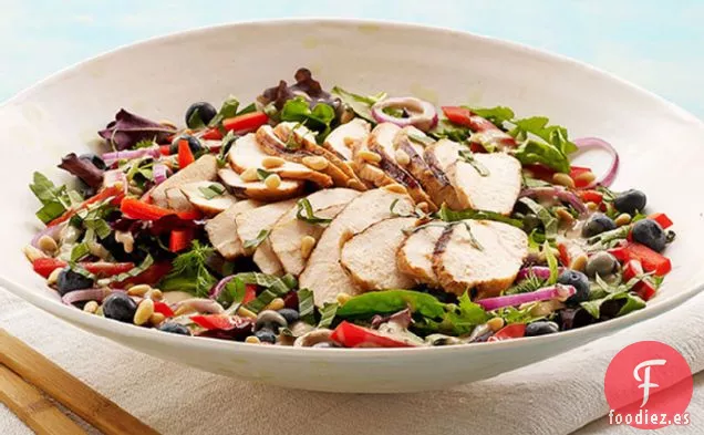 Ensalada de Pollo a la Parrilla con Arándano y Balsámico