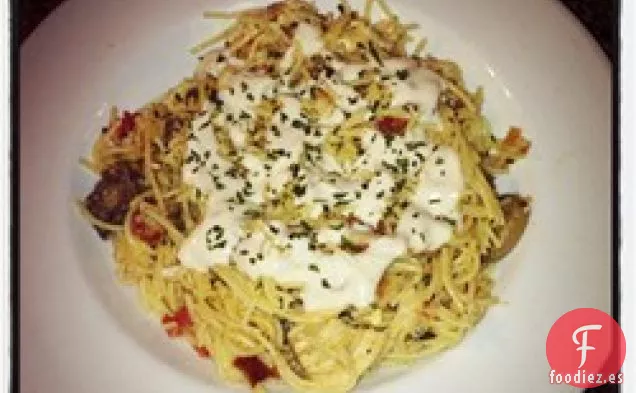 Carbonara de Pollo Cargada
