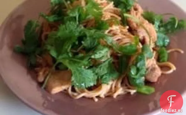 Pollo Picante con Cacahuete