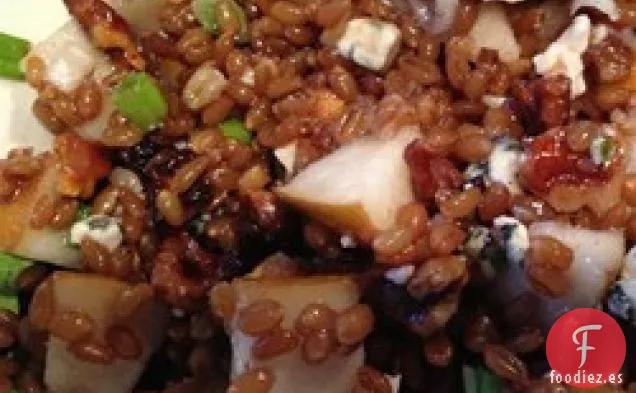 Ensalada de Pera, Nuez, Trigo y Bayas