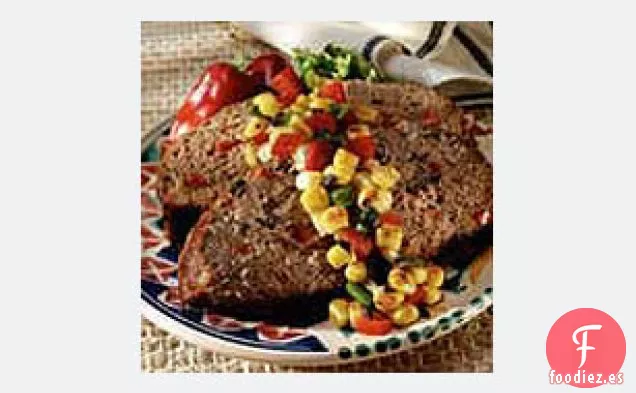 Pastel de Carne Picante con Salsa de Aceitunas