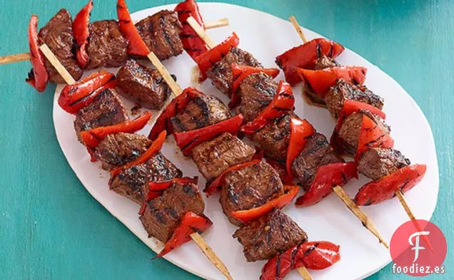 Brochetas de Carne y Pimiento Rojo