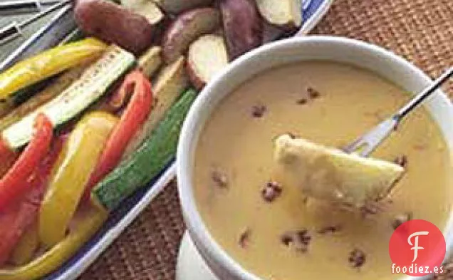 Fondue de Chipotle con Queso Cheddar