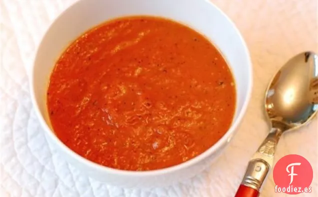 Sopa de Tomate Picante Asada al Fuego