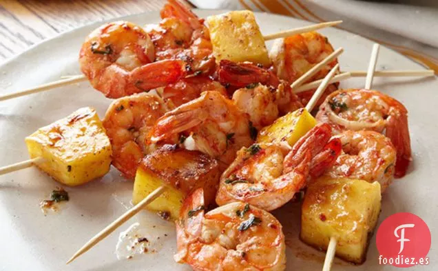 Brochetas de Piña y Camarones