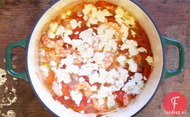 Tomates Asados Con Camarones, Chile Y Queso Feta