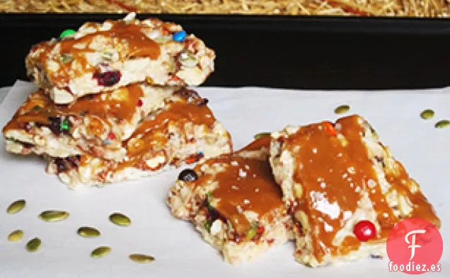 Golosinas de Mezcla de Frutos Secos con Caramelo Salado Rociado