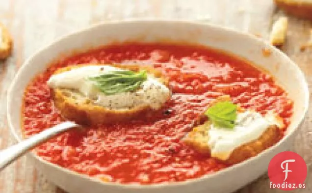 Sopa De Tomate Con Croutones De Mozzarella