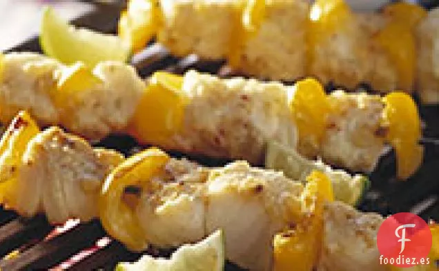 Brochetas De Pescado Y Pinchos De Lima
