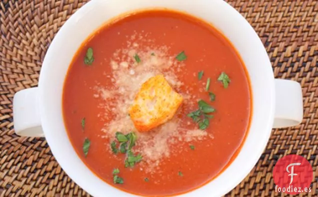 Sopa de Tomate Clásica