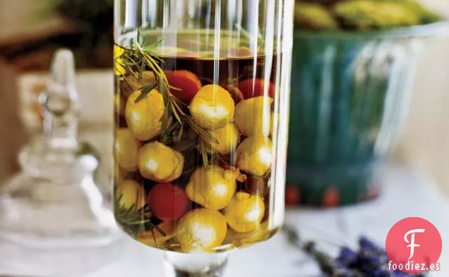 Queso de Cabra Marinado, Aceitunas, Alcachofas y Tomates