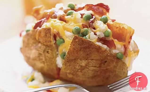 Patatas Rellenas de Tocino y Guisantes