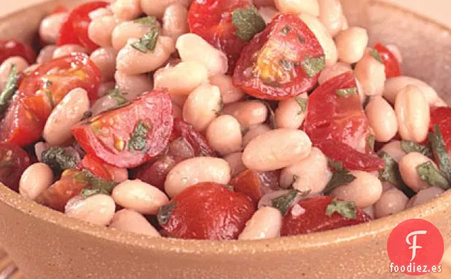 Frijoles Blancos Picantes y Tomates