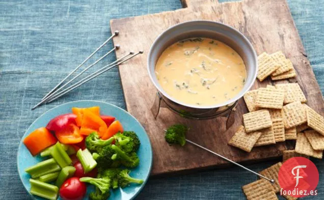 Fondue de Ajo, Espinacas y Queso Cheddar