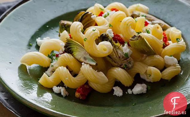 Pasta De Alcachofa, Tomate Secado Al Sol Y Queso De Cabra