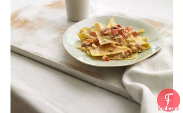 Ravioli Italiano con Salsa de Crema de Tomate