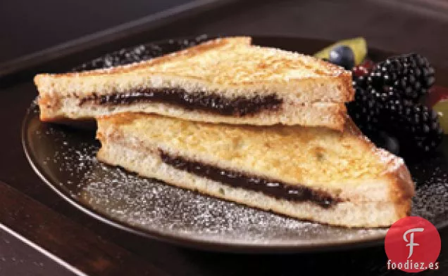 Tostada Francesa de Chocolate y Mantequilla de Maní
