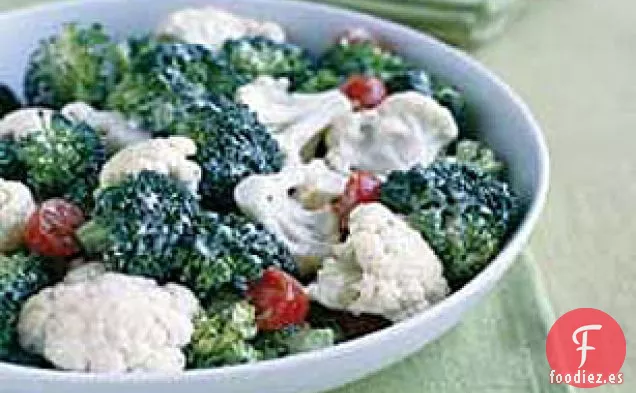 Ensalada Cremosa de Verduras de Jardín