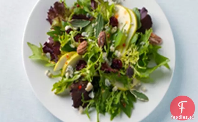 Ensalada Jugosa de Pera y Queso Azul