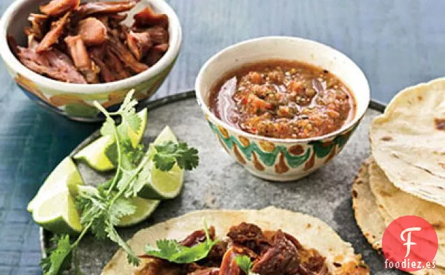 Trucha de Arroyo Salteada con Mantequilla Marrón y Nueces Pecanas