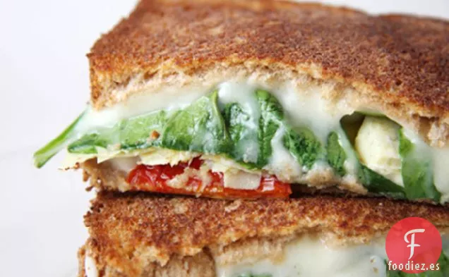 Sándwich de Tomate Seco de Alcachofa a la Parrilla