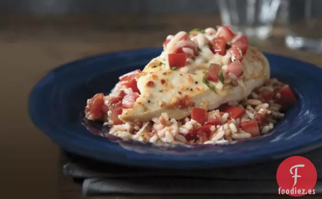 Tomates a base de Hierbas, Pollo y Arroz