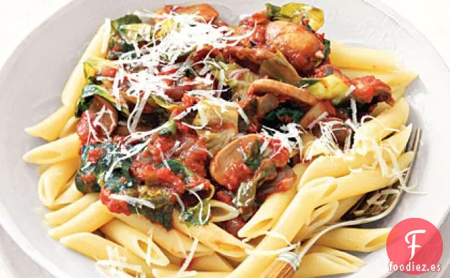 Pasta con Salsa de Tomate y Champiñones