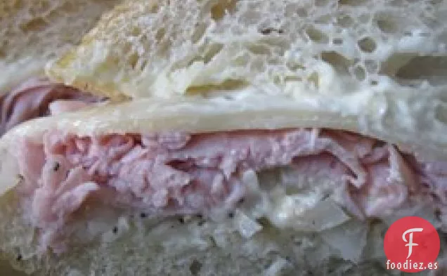 Sándwiches Calientes de Jamón y Queso