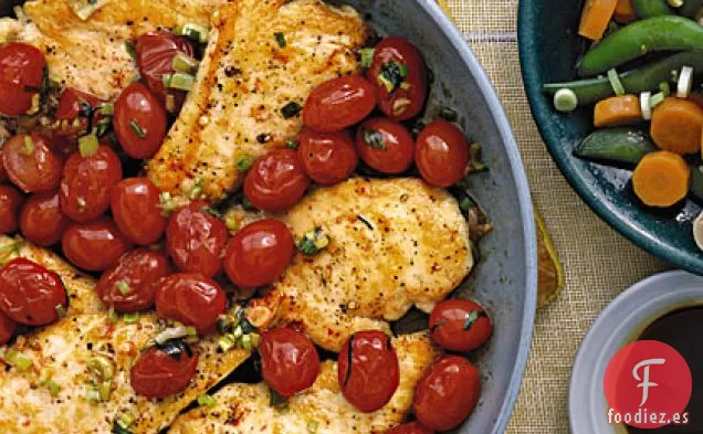 Chuletas de Pollo Salteadas con Tomate