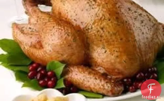 Pavo Asado con Mantequilla de Hierbas