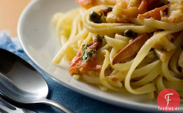 Tagliolini Con Langosta Y Tomates Frescos