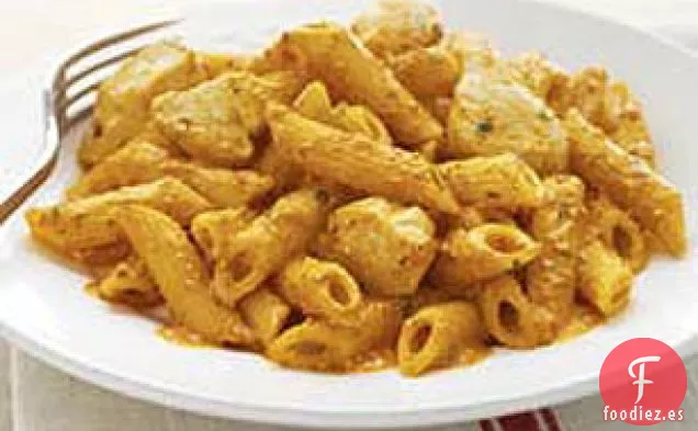 Pasta Cremosa de Albahaca y Pimiento Rojo