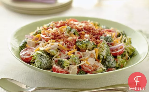 Ensalada Crujiente de Cheddar y Pollo