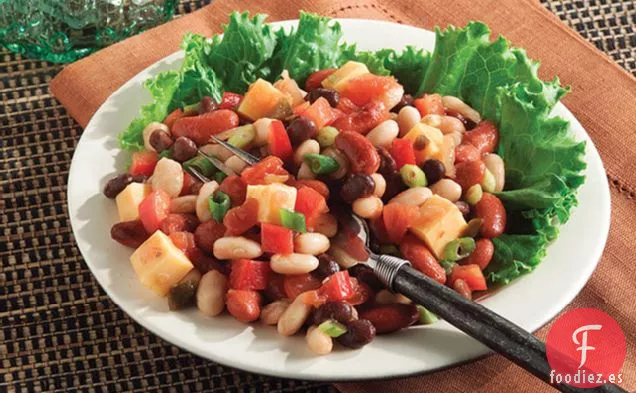 Ensalada de Frijoles Cheddar Mexicali