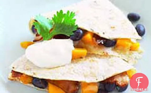 Quesadillas de Frijoles Negros y Tocino